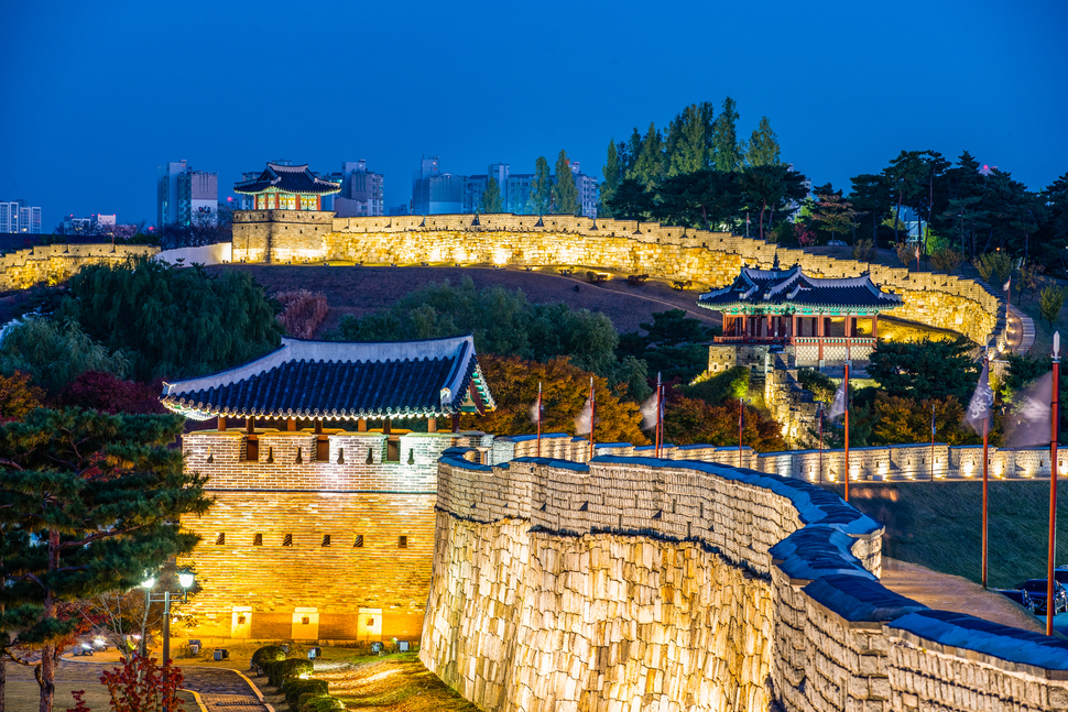 [Aug] Adventure in Suwon Hwaseong Fortress Photo