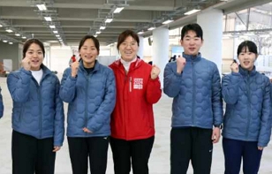 [EXTRA]Jang Mi-ran, second vice minister of culture, sports and tourism, speaks to young people ahead of the Gangwon 2024 Winter Youth Olympic Games Photo