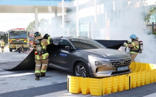 Autonomous firefighting: Korea’s innovative approach to electric vehicle hazards Photo