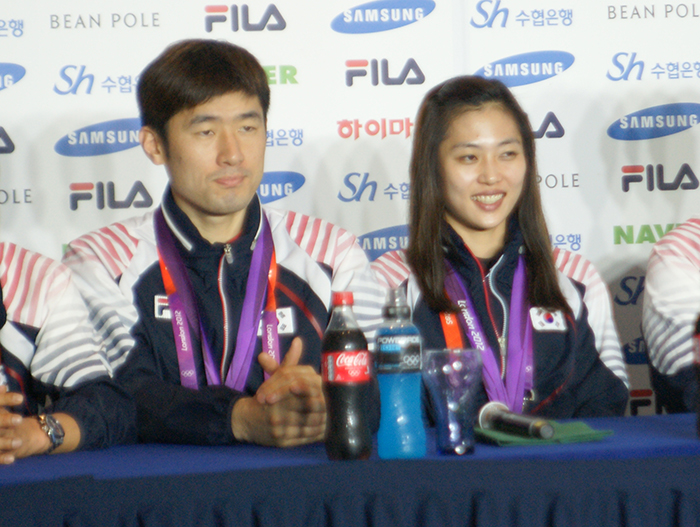 여자 사브르 금메달에 빛나는 김지연과 남자 에페 동메달에 빛나는 정진선 선수
