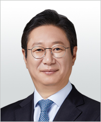 Hwang Hee