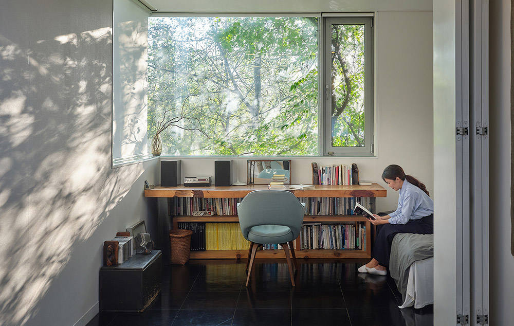 Guests can spend a relaxing weekend reading amid nature at Motif #1 guesthouse.