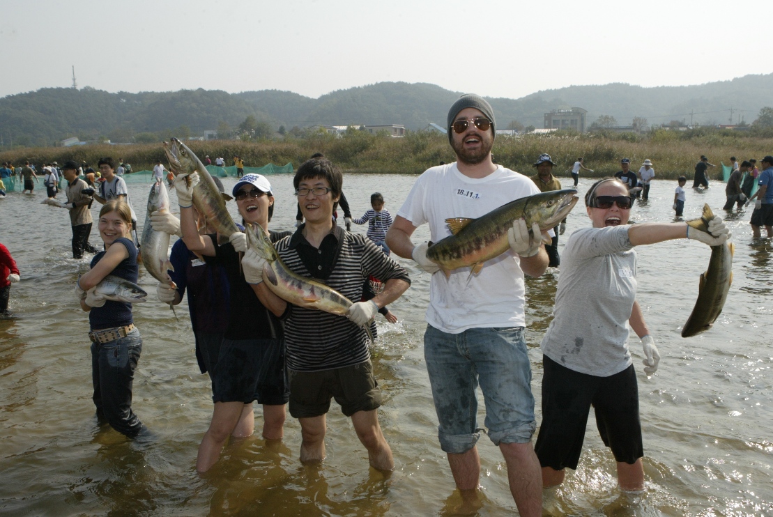 https://www.mcst.go.kr/web/s_culture/festival/festivalView.jsp?pSeq=3706 지역축제