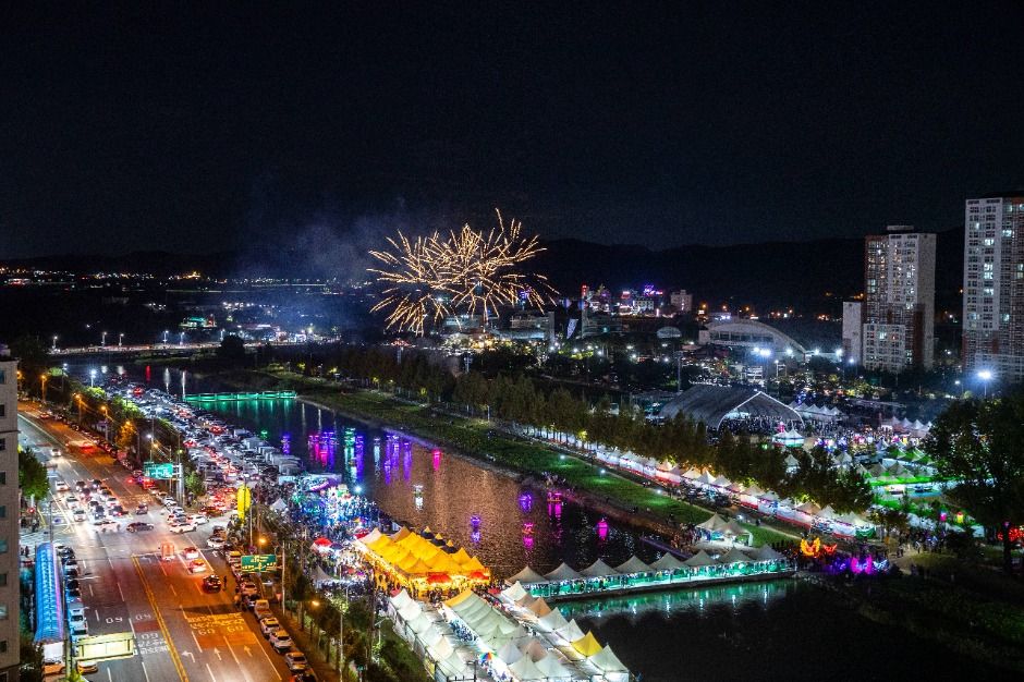 천안흥타령춤축제 관련 이미지
