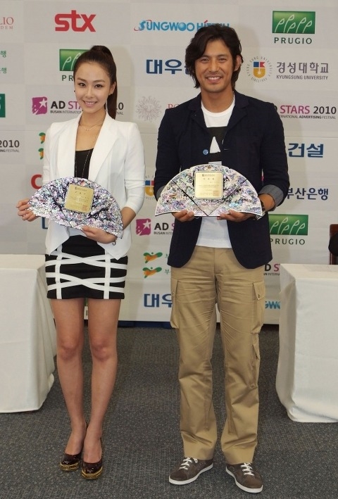 2010 부산국제광고제의 홍보대사 홍수현 씨와 오지호씨