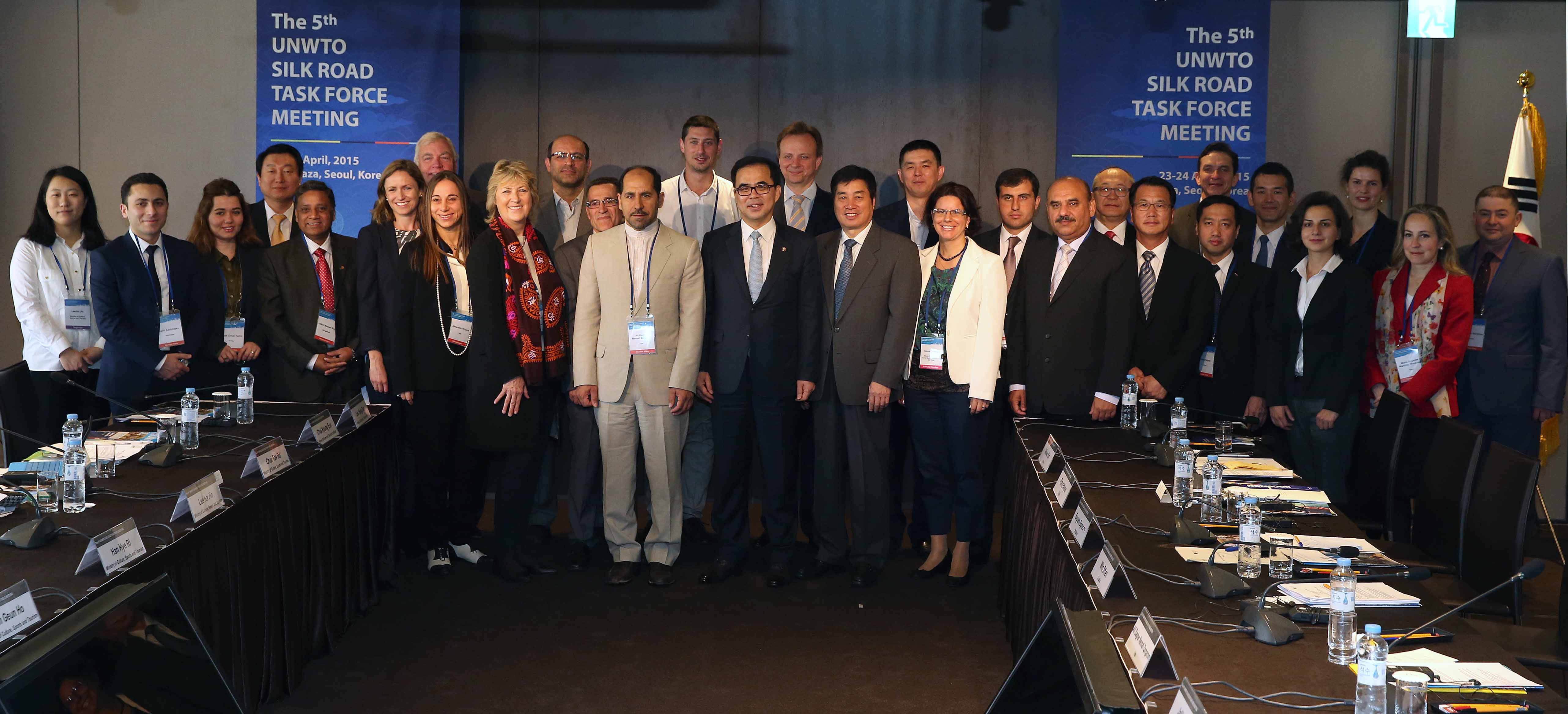 ‘제5차 UNWTO 실크로드 TF 회의’ 기념촬영