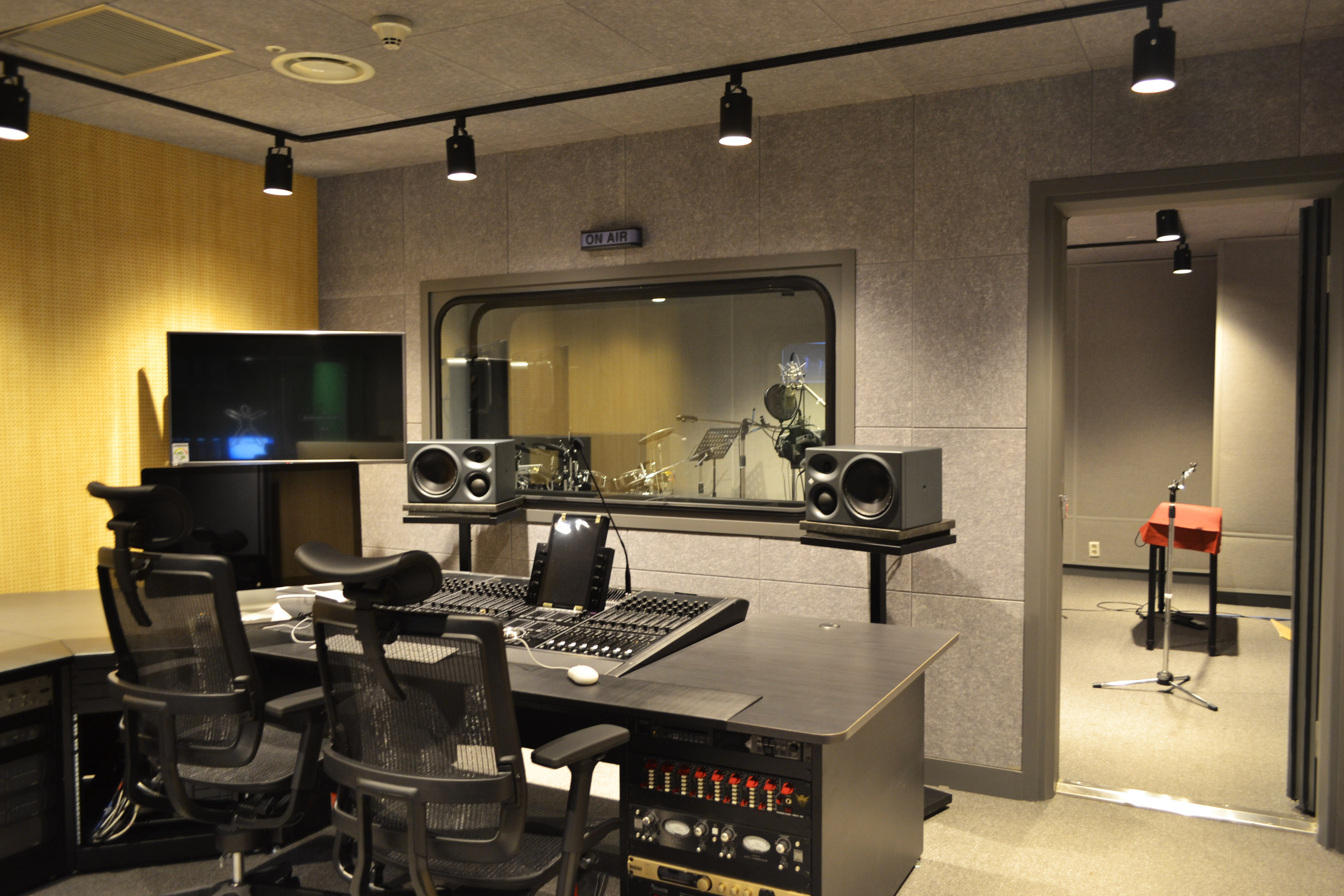 음반 제작, 오디오 더빙 등이 가능한 Sound Lab