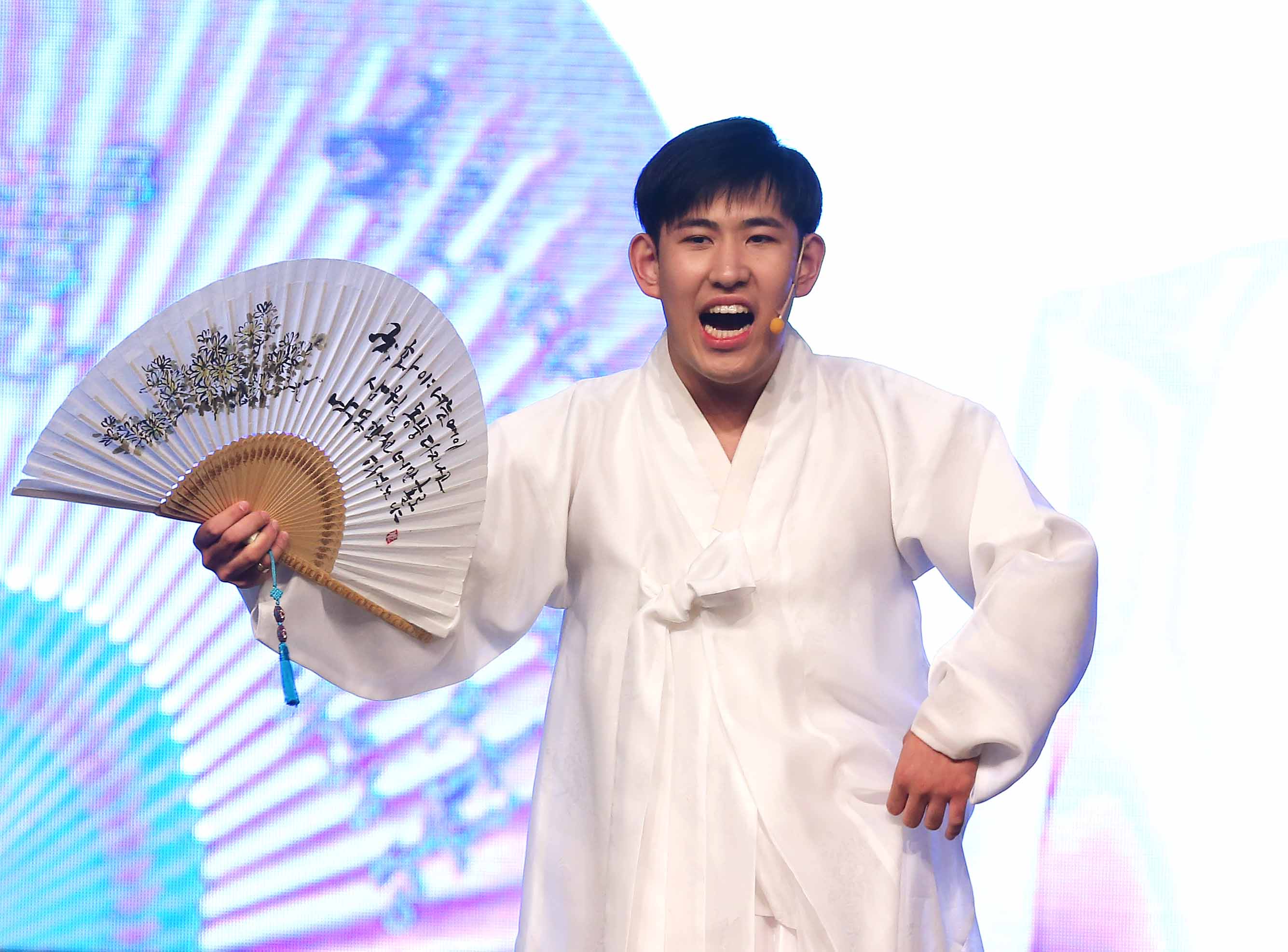 '장애인문화예술축제’ 축하 공연이 펼쳐지고 있다