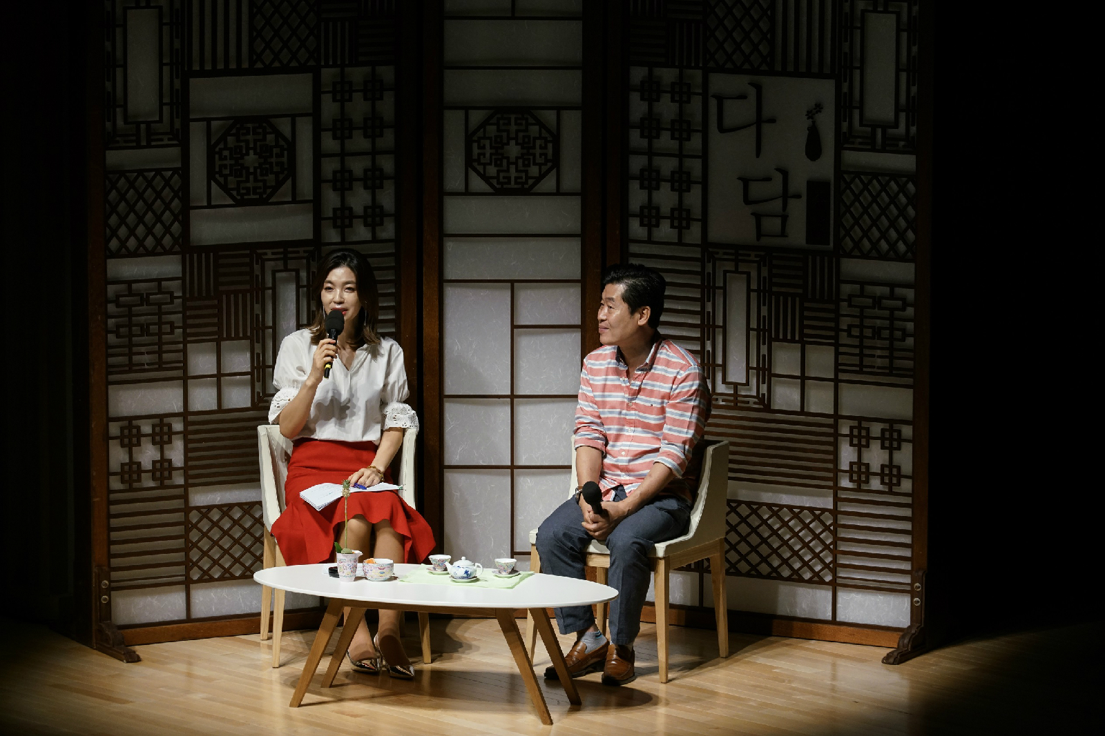 관객들에게 들려주는 이연복 셰프의 요리 인생 이야기