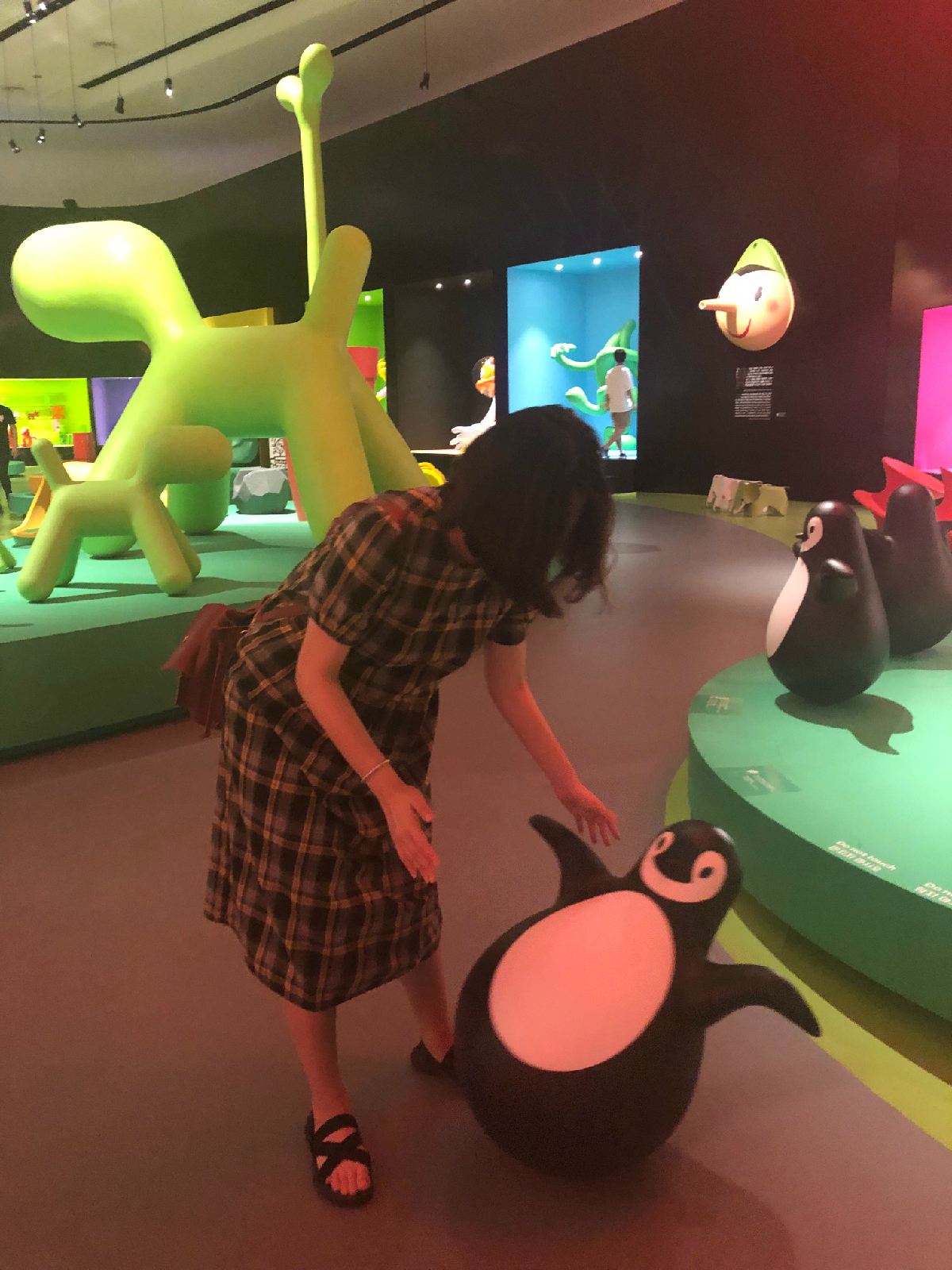 펭귄 모양의 오뚜기 오브제 ‘핑기’