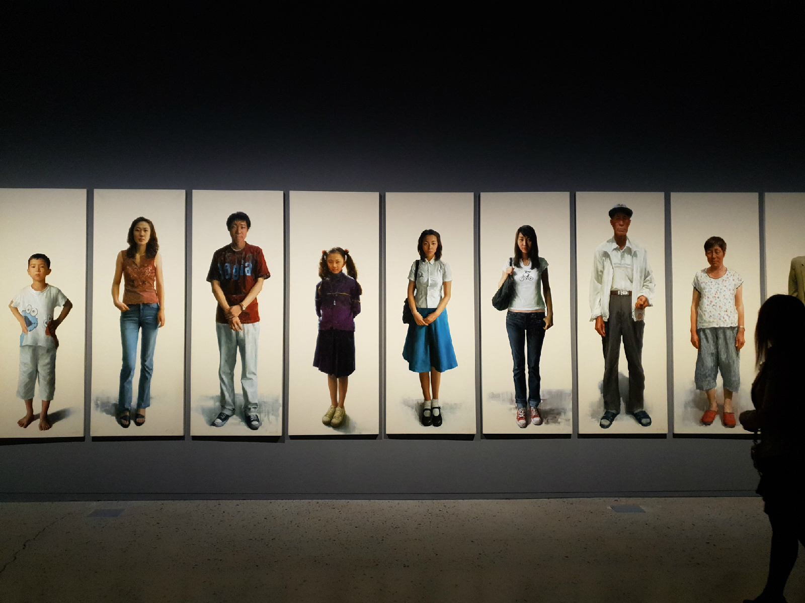 <세대 />, 김상우, 2003, 캔버스에 유채, 190x70x(10)cm, 국립현대미술관 소장