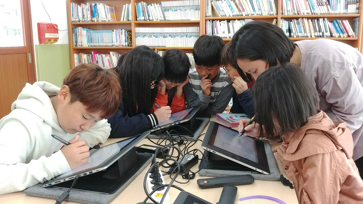 재학생이 8명인 학교에서 진행한 ‘찾아가는 웹툰학교’ 