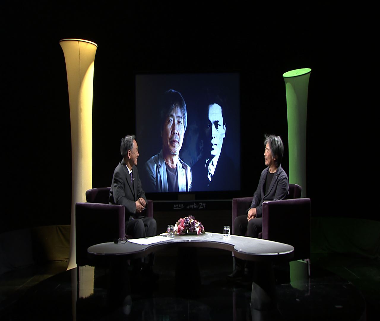 진행자 박동규 교수와 함께 한 가수 최백호