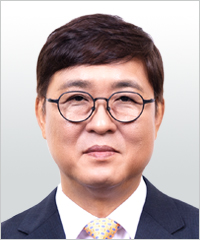 최휘영 최휘영 장관 상반신 사진