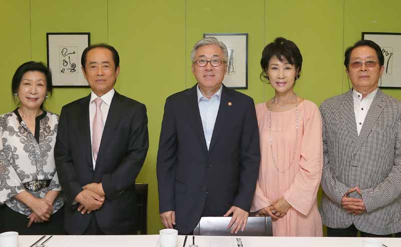 문체부, 무용 장르별 주요 인사들과의 간담회 개최(2015. 8. 31.)