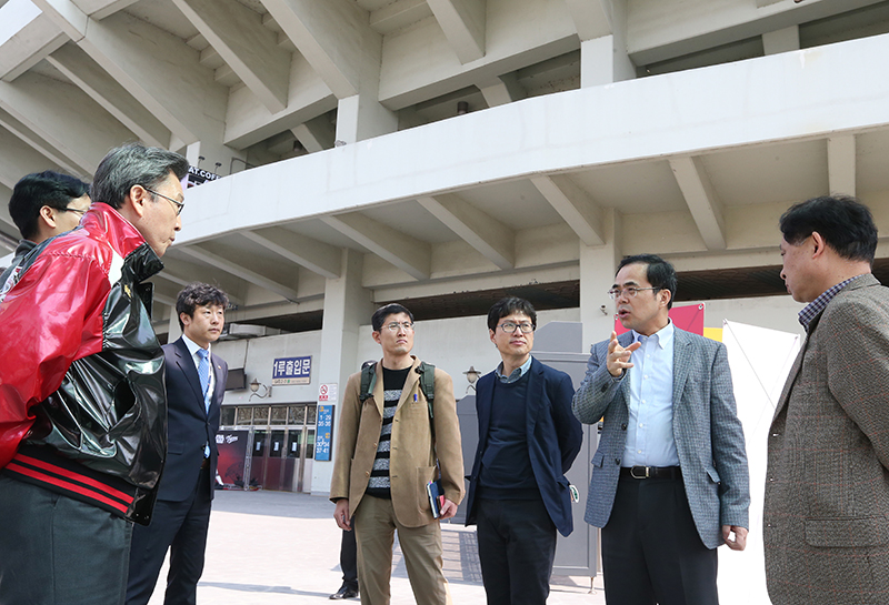 문체부, 경기장 현장 점검 나서(2016. 04. 02.)
