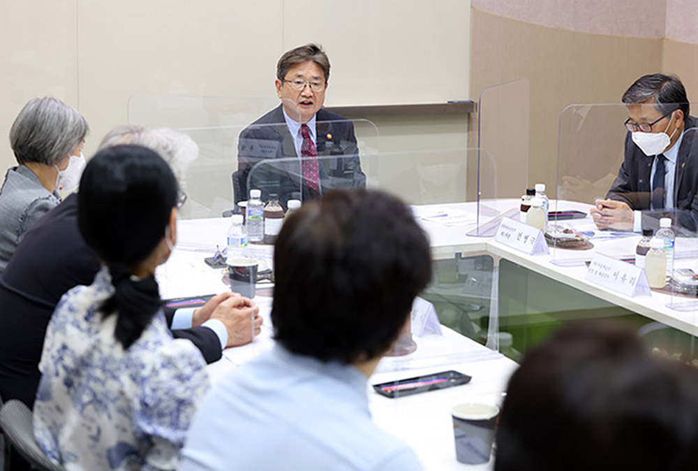 문체부 장관, 국립예술단체 등 현장 찾아 예술계 적극 지원 약속(2022.05.27.)