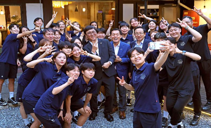 문체부 장관, 대한민국 여자축구 저력 보여준 수원에프시위민 선수단 격려(2026.07.15.) 관련 이미지